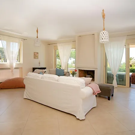Dimitras Villa