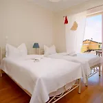Dimitras Villa *