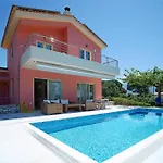 Villa Dimitras *