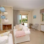 Dimitras Villa Kalo Nero