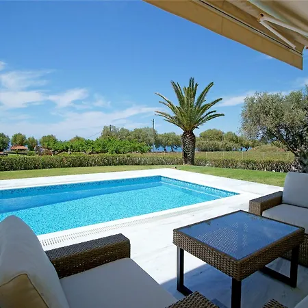 Dimitras Villa