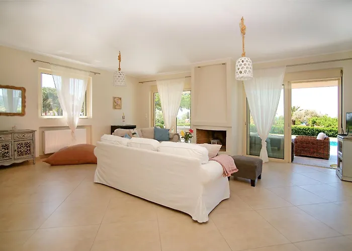 Dimitras Villa