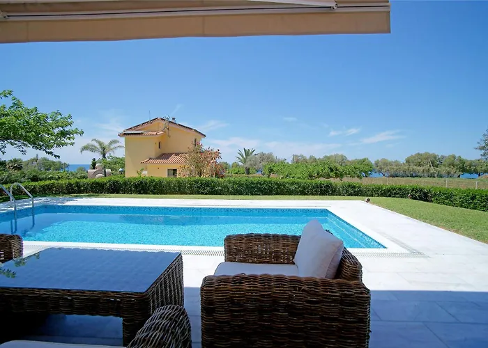 Dimitras Villa