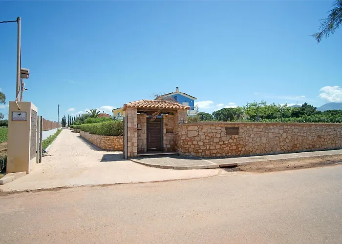 Dimitras Villa